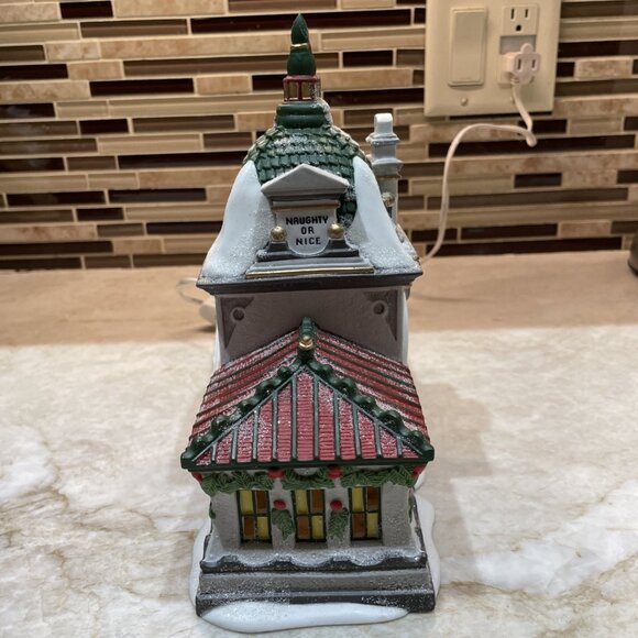 Dept. 56 North Pole Series Hall of Records 56392 Retired Christmas Village 1996 - Picture 6 of 14